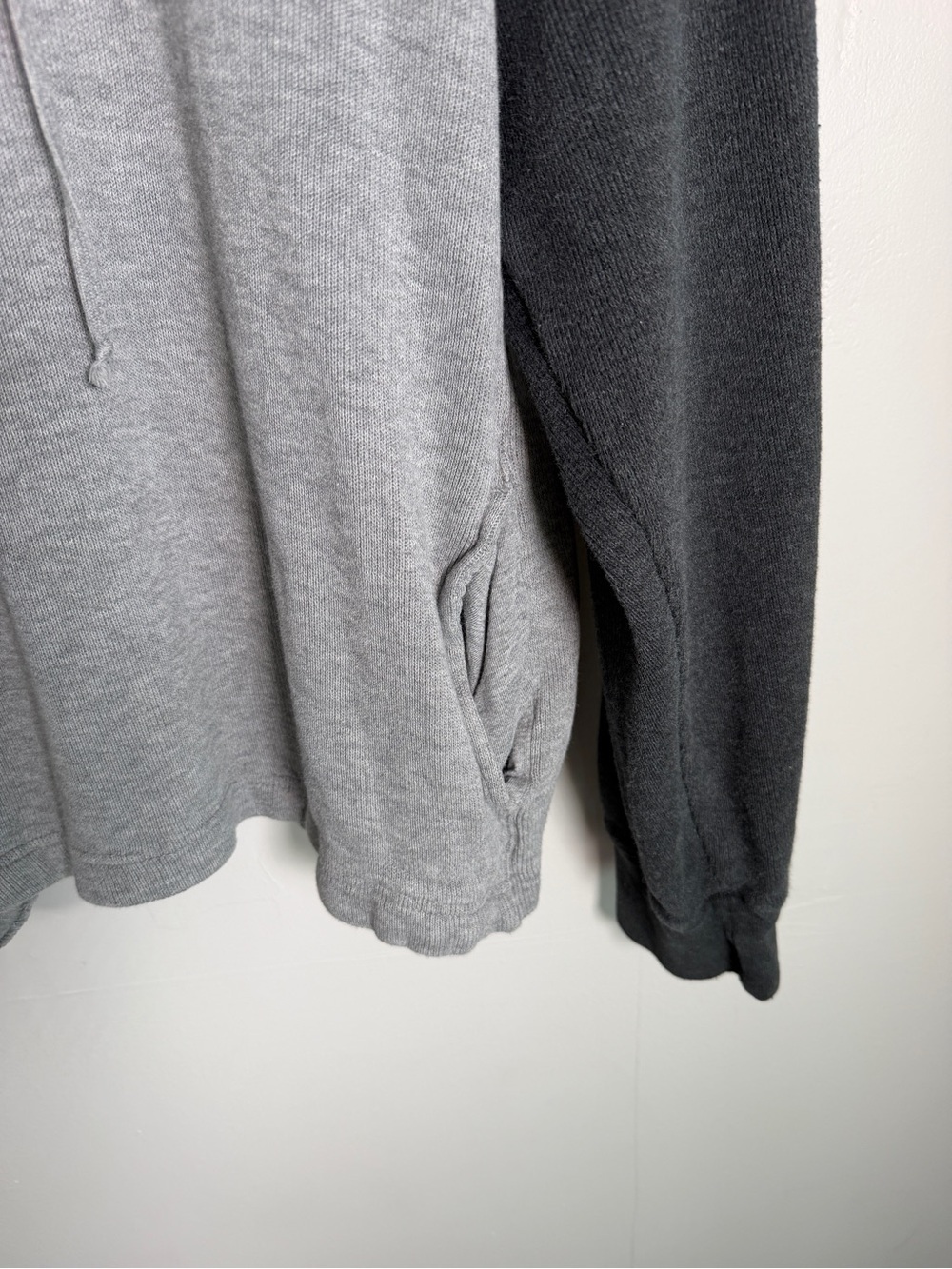 Banana Republic Men's Medium Gray Two Tone Thermal Raglan Hoodie Sweatshirt - Picture 5 of 10